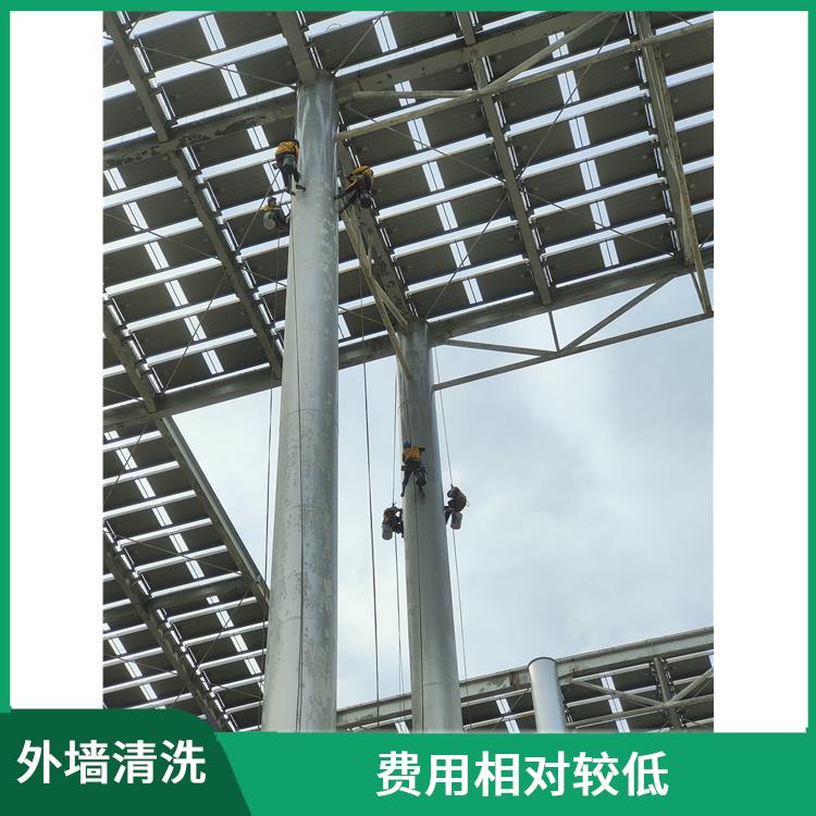 厂房外墙清洗 减少长期维修的费用 可以快速清洗大面积外墙
