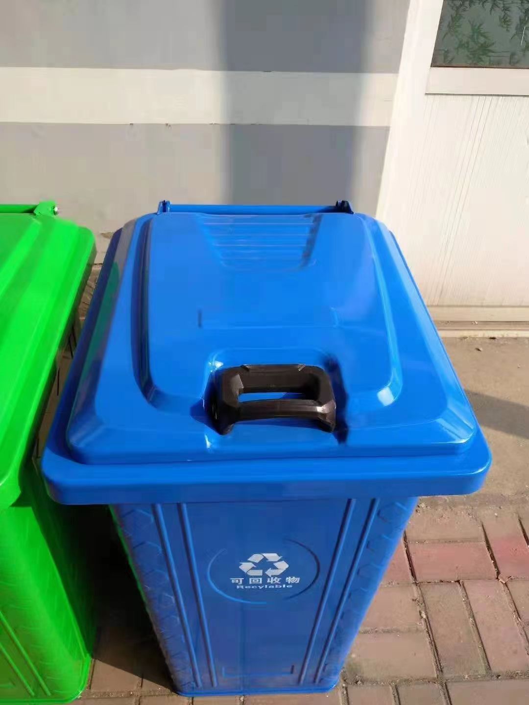 秦皇岛挂车垃圾桶生产厂家