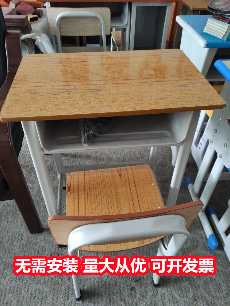 批发供应柳州柳江单人升降课桌椅,木质课桌椅款式