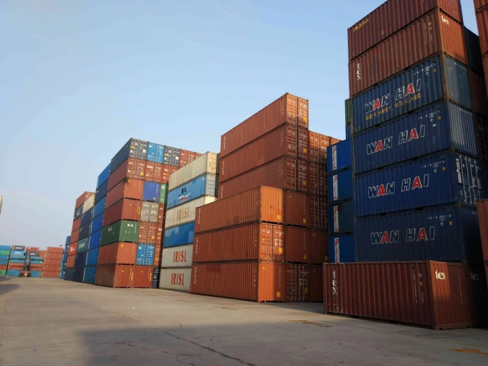 上海到奥斯陆OSLO 挪威NORWAY 货柜DDP货代 箱包材料集装箱 速度快费用低