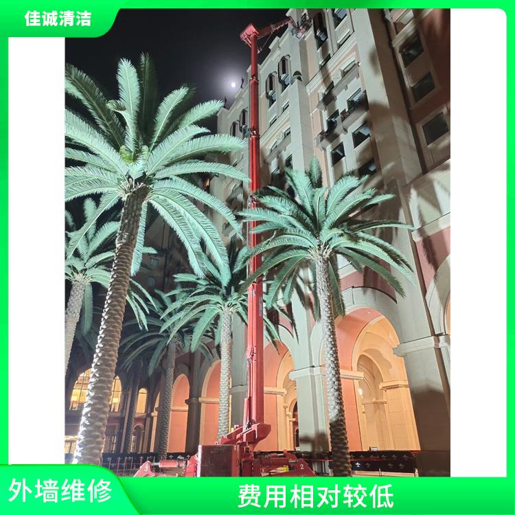 大兴区建筑物外墙维修公司 费用相对较低 拥有多种高空作业设备