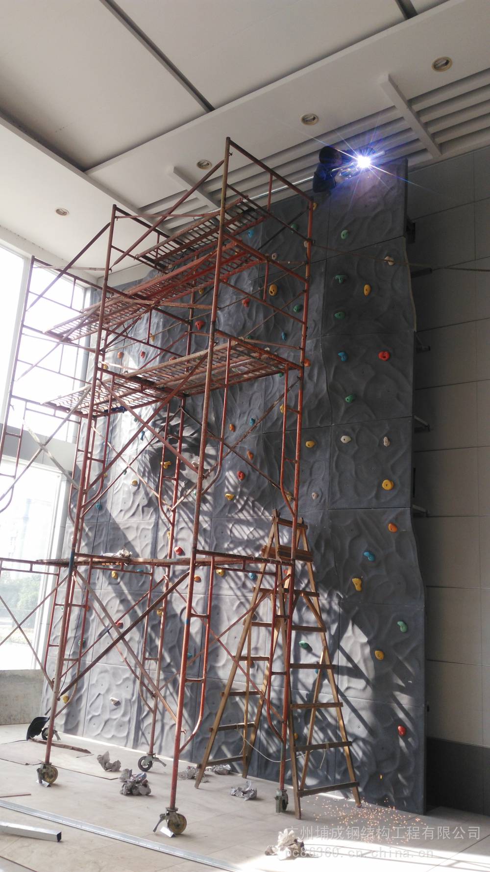 广州锻炼竞技拓展攀岩墙项目|仿自然山石攀岩壁设计制作