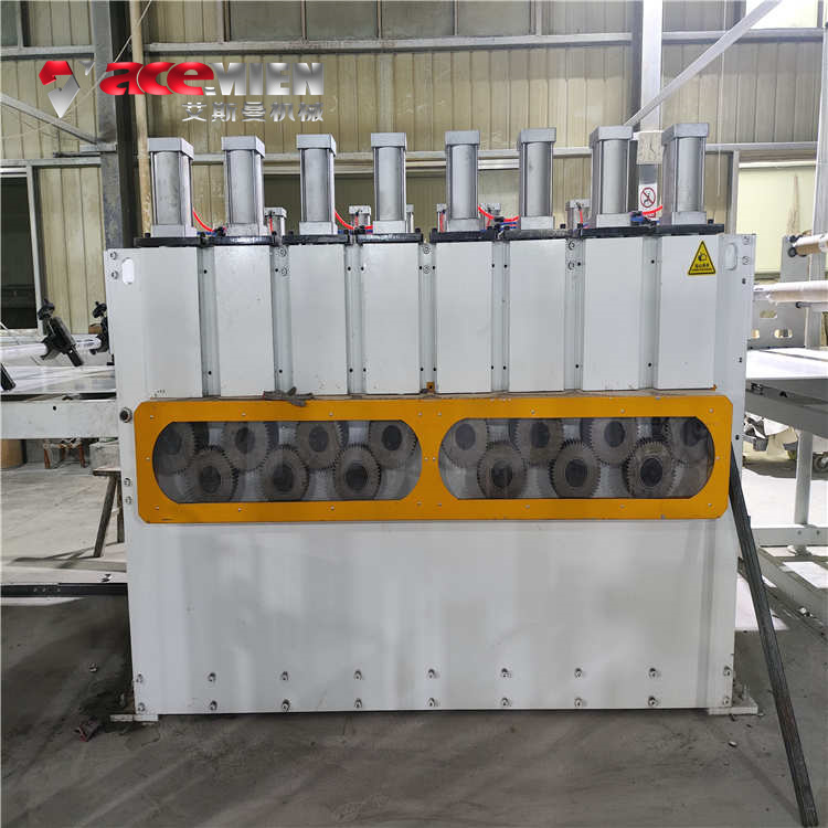 pvc碳晶板设备 共挤木饰面生产线 发泡板生产线 配备远程控制系统 艾成机械