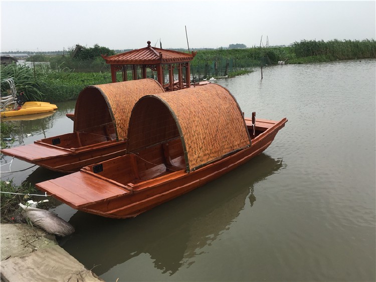 黑龙江乌篷船图片旅游船摄影