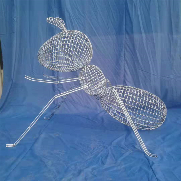 户外不锈钢镂空蚂蚁摆件,大型铁艺编织蚂蚁雕塑道具