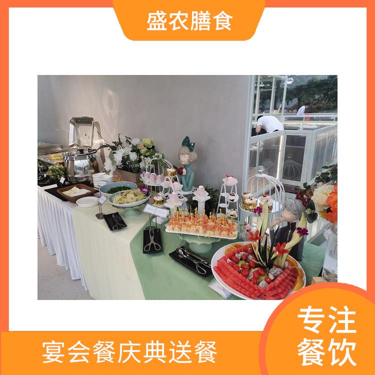 源城区食堂承包工作餐团餐配送服务 中式快餐配送 提供一菜一价多样化的菜色自由消费