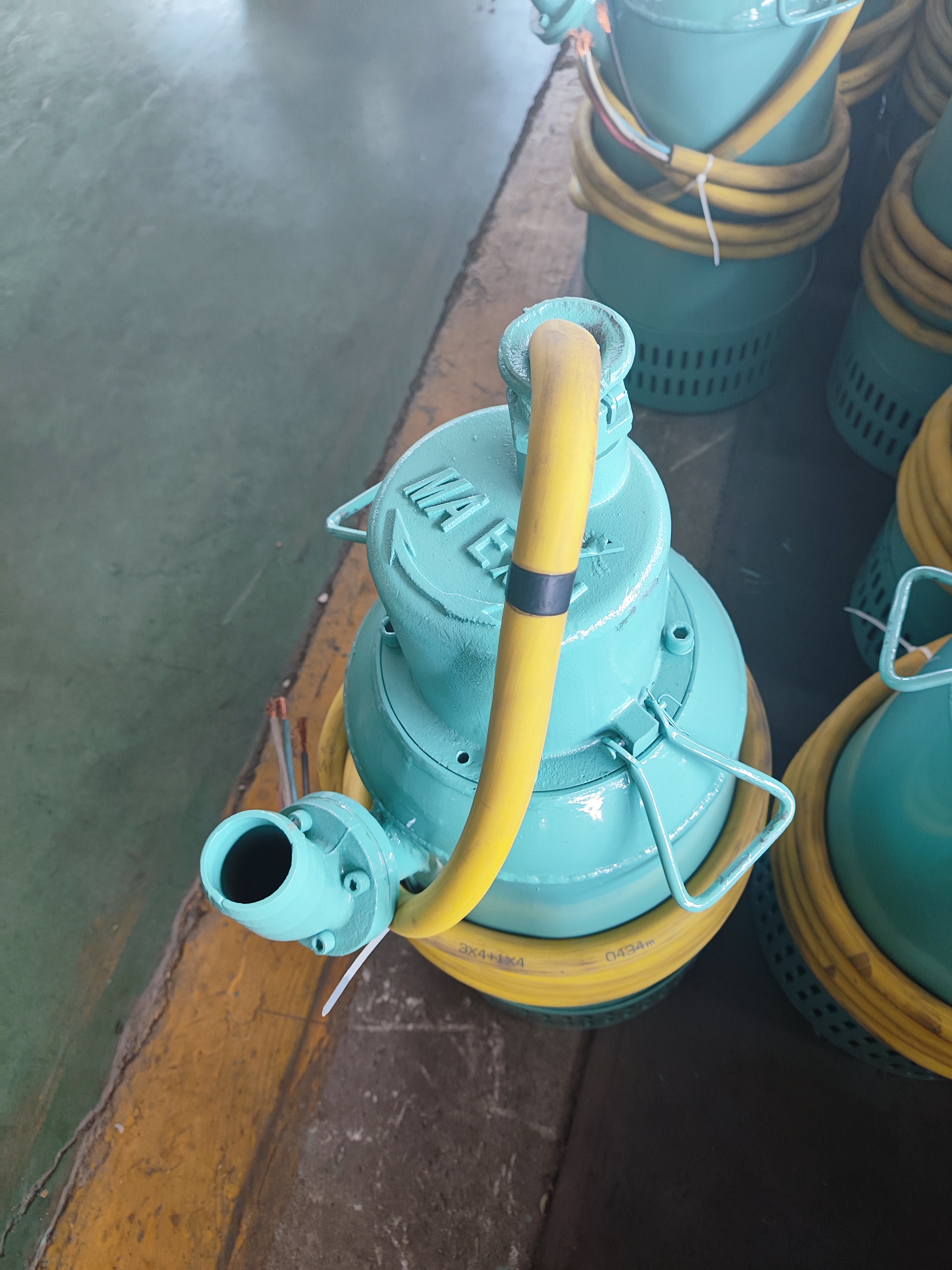 BQS礦用隔爆潛水排沙電泵煤礦防爆泵380/660/1140v排污泵煤安證