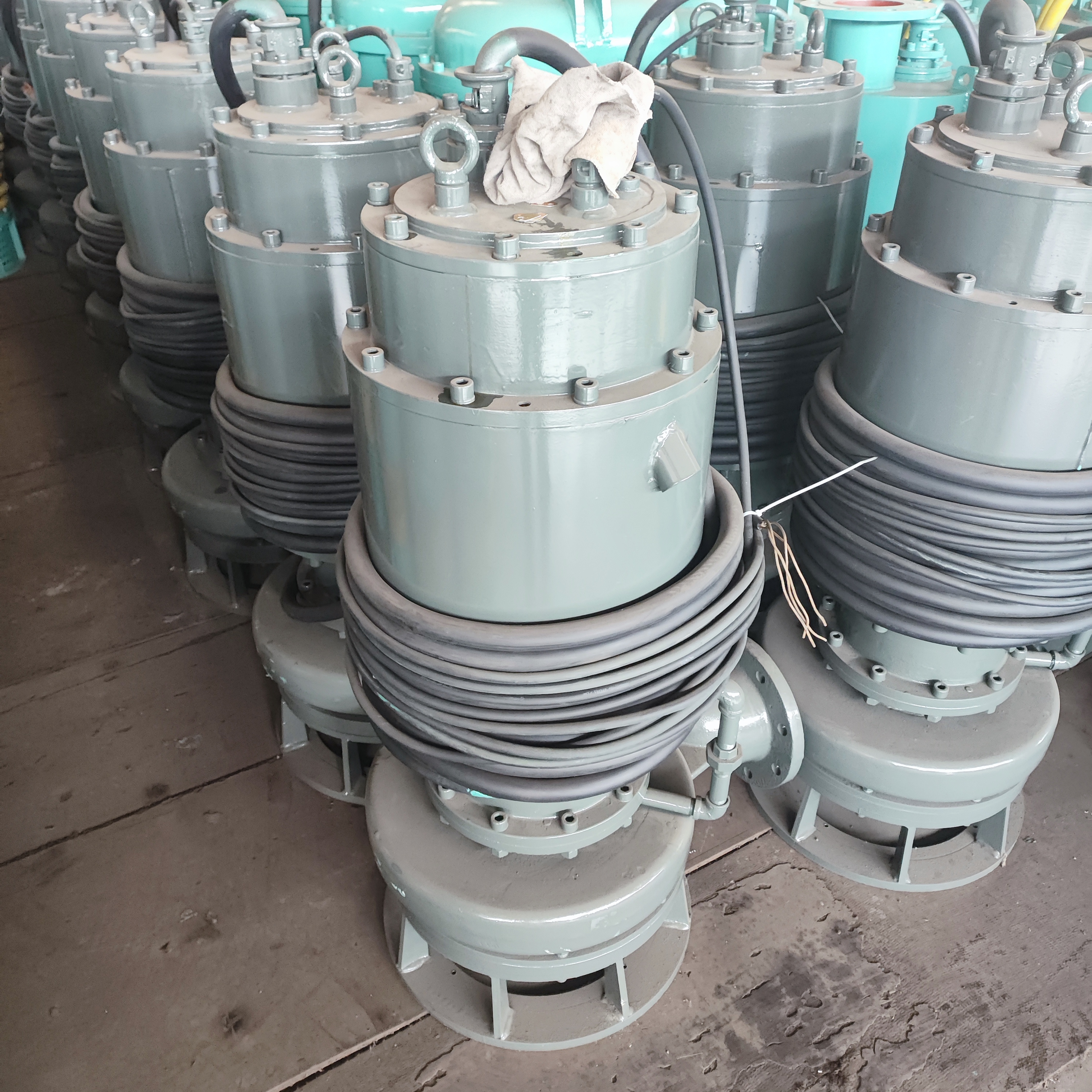BQS礦用隔爆潛水排沙電泵BQG氣動(dòng)隔膜泵WQB防爆排污泵