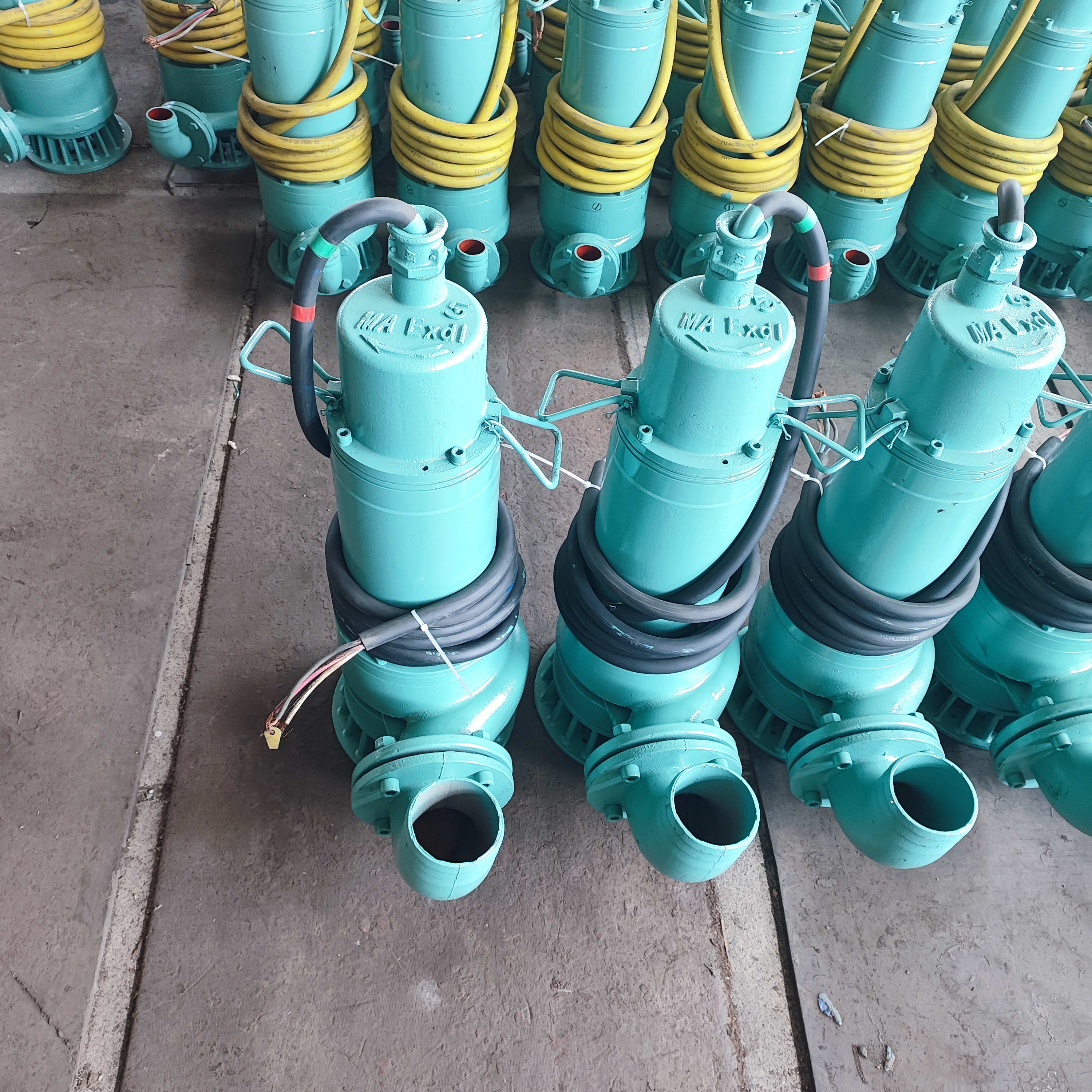 防爆潛水泵廠家 QYF氣動(dòng)清淤泵 礦用潛水泵規(guī)格型號(hào)