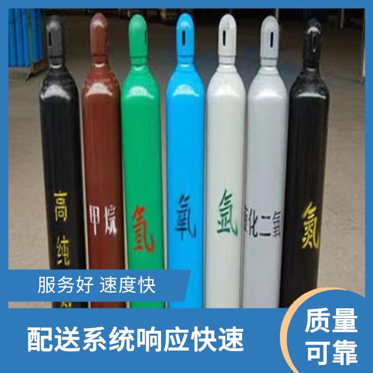 寧河食用氮?dú)夤?yīng) 人員經(jīng)過培訓(xùn) 服務(wù)好配送快