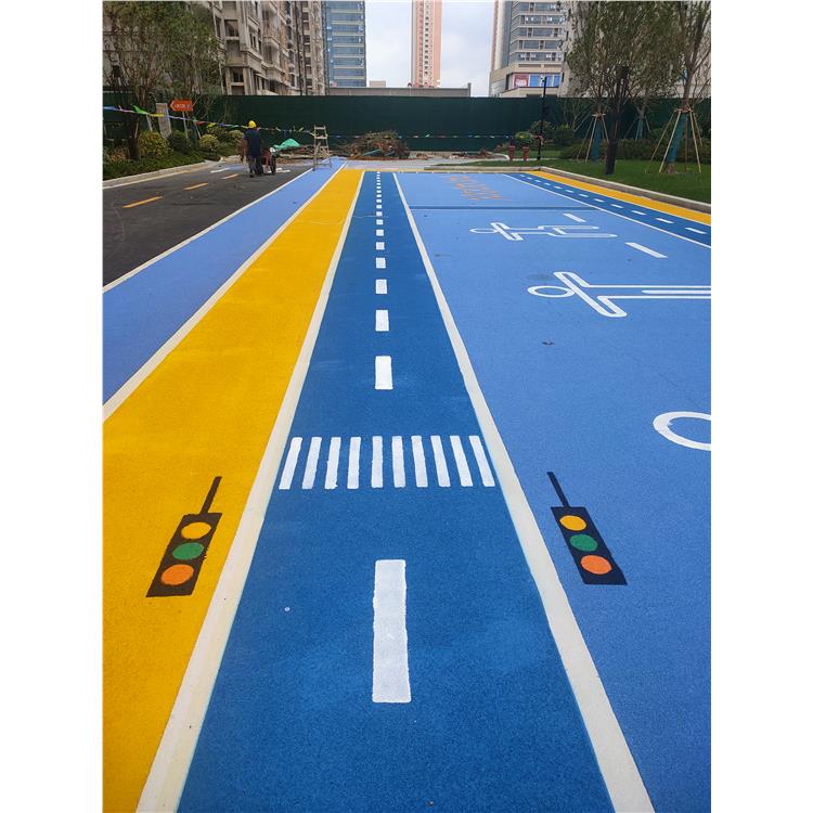 上海棕色透水混凝土地坪 学校操场塑胶跑道施工