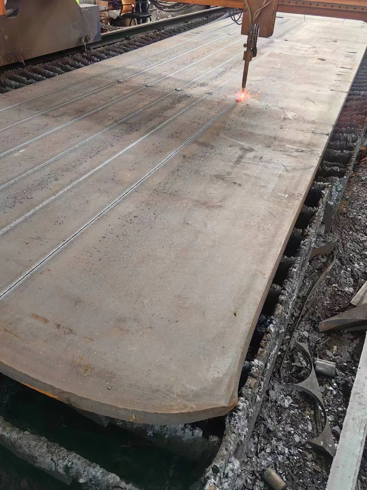 辽宁钢板Q355B钢板切割下料