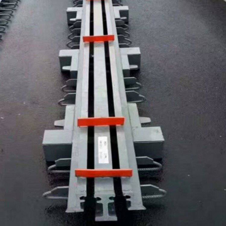 厂家直销公路桥梁伸缩缝GQF-C40F60D80毛勒伸缩缝异型钢梳齿板缝