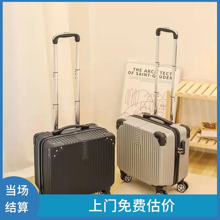 现场回收箱包库存积压 大量回收库存积压