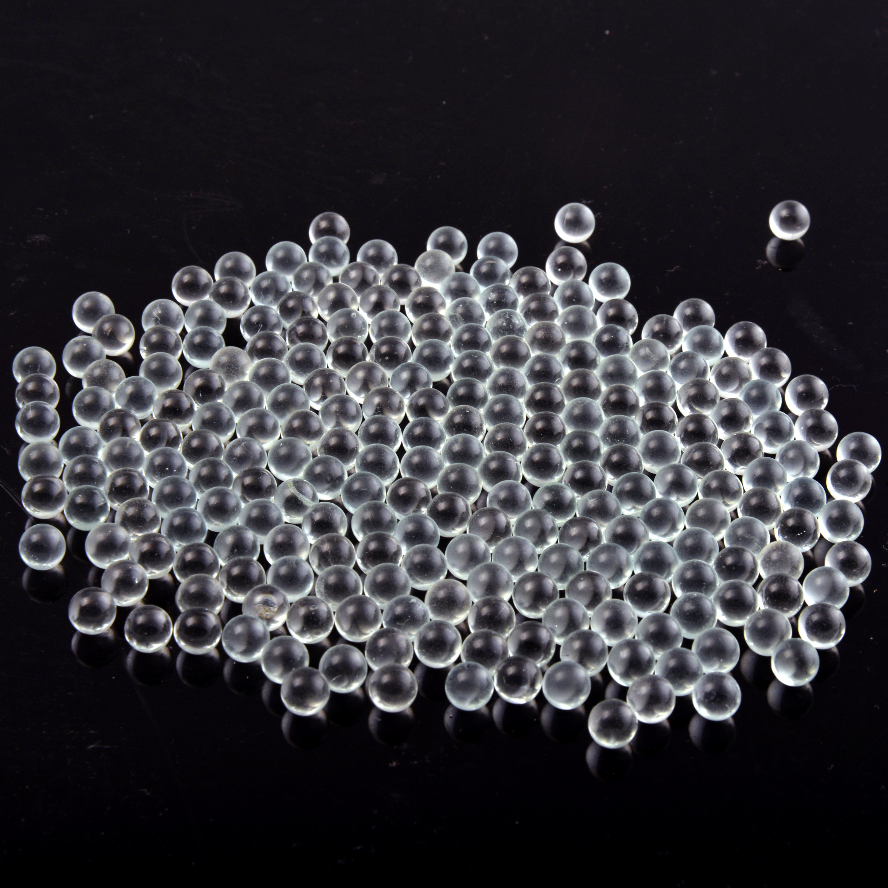 玻璃微珠1mm 2mm 3mm 油漆研磨喷漆罐用4mm 3-4mm 5mm 6m