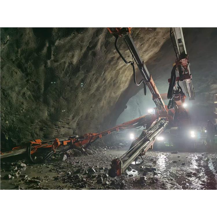 贵阳Z20全工法直臂凿岩台车厂家 多功能掘进钻机