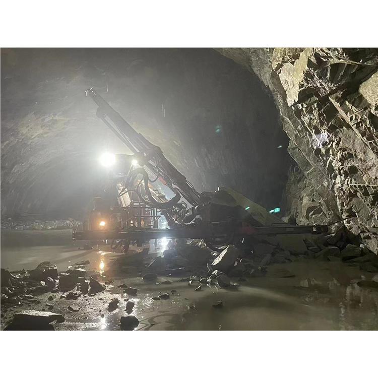 钻机 沈阳掘进钻机Z20全工法直臂凿岩台车操作