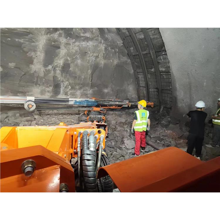 隧道 沈阳铁矿掘进钻机视频