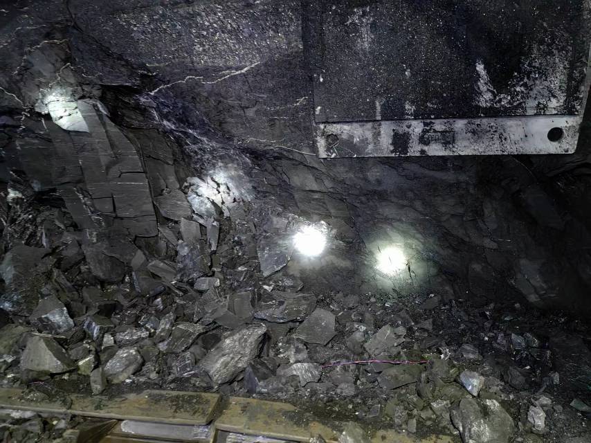山西吕梁煤矿二氧化碳气体爆破深孔爆破技术