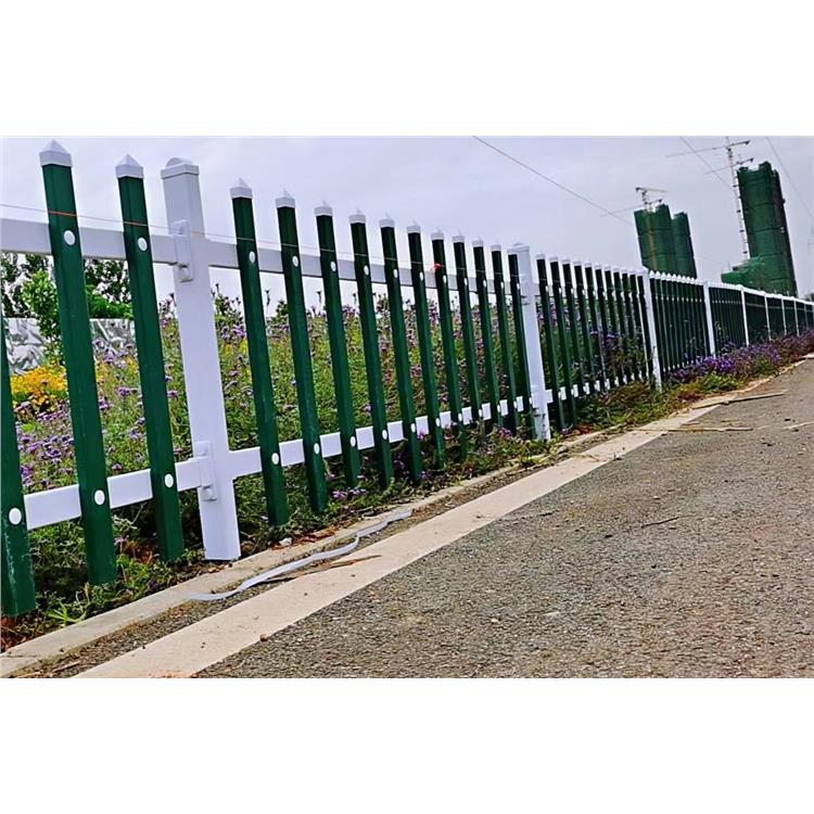 济源花坛护栏报价单 园林护栏 草坪护栏颜色丰富搭配自然和谐