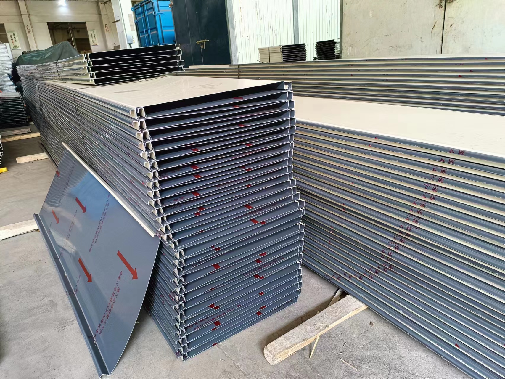 铝镁锰屋面板铝镁锰金属屋面系统供应湛江