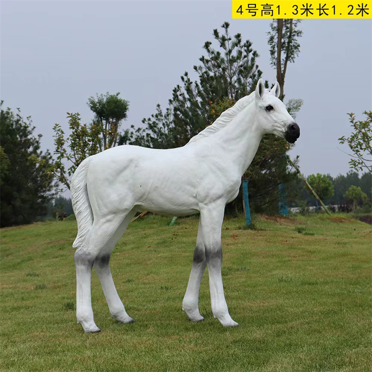 玻璃钢仿真马雕塑，奔跑的白马雕塑