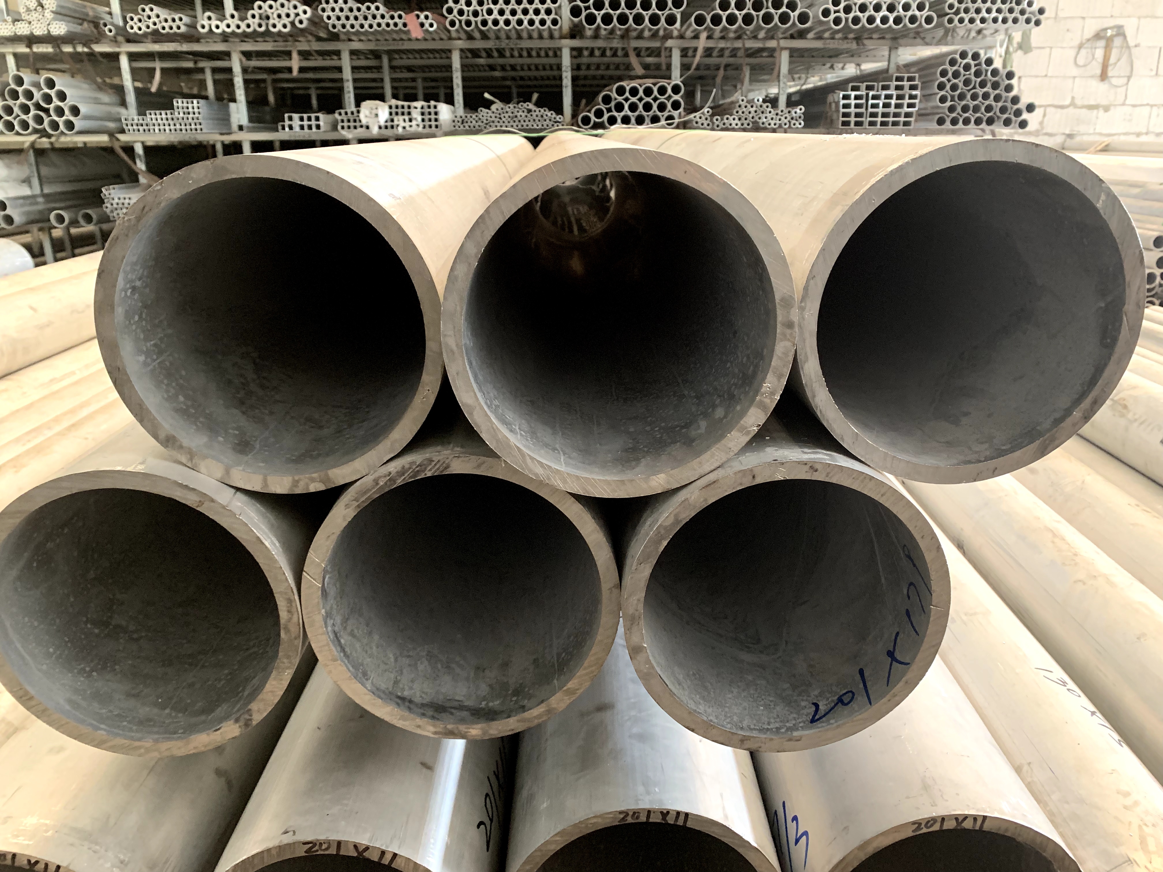 供应各类规格7A09 H112铝合金铝方管无缝管特殊规格可定制