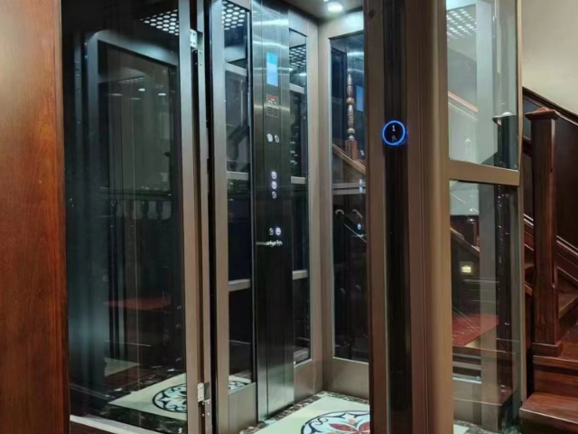 云浮载货电梯维修 服务至上 东莞市宏泰电梯供应