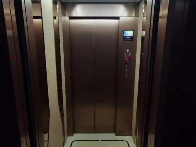 汕头商用电梯安装 抱诚守真 东莞市宏泰电梯供应