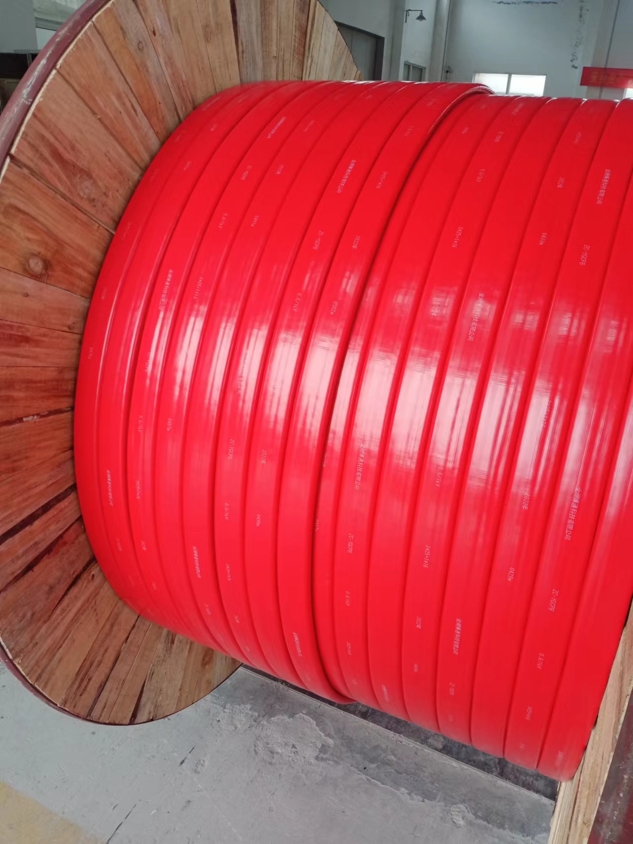 ZRC-JGGP22-3*50+1*25红色耐热硅橡胶电缆