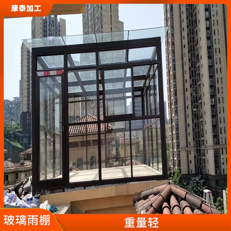 重庆江北区夹胶钢化玻璃棚价格 结实耐用