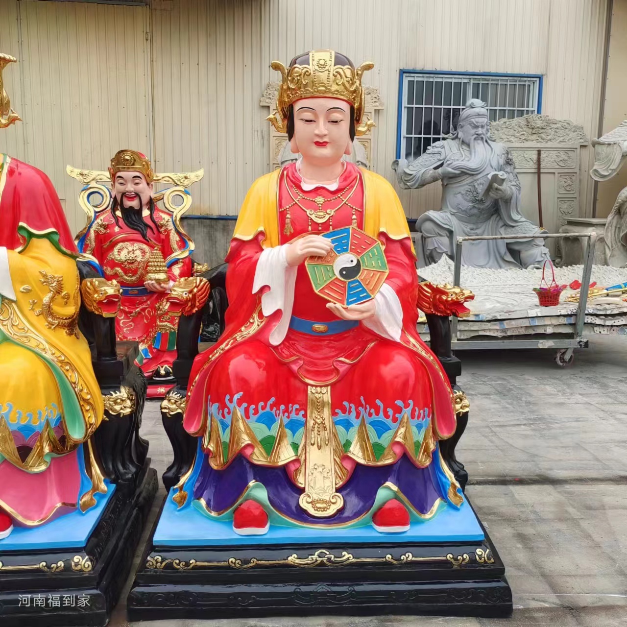贺州木雕十二老母神像