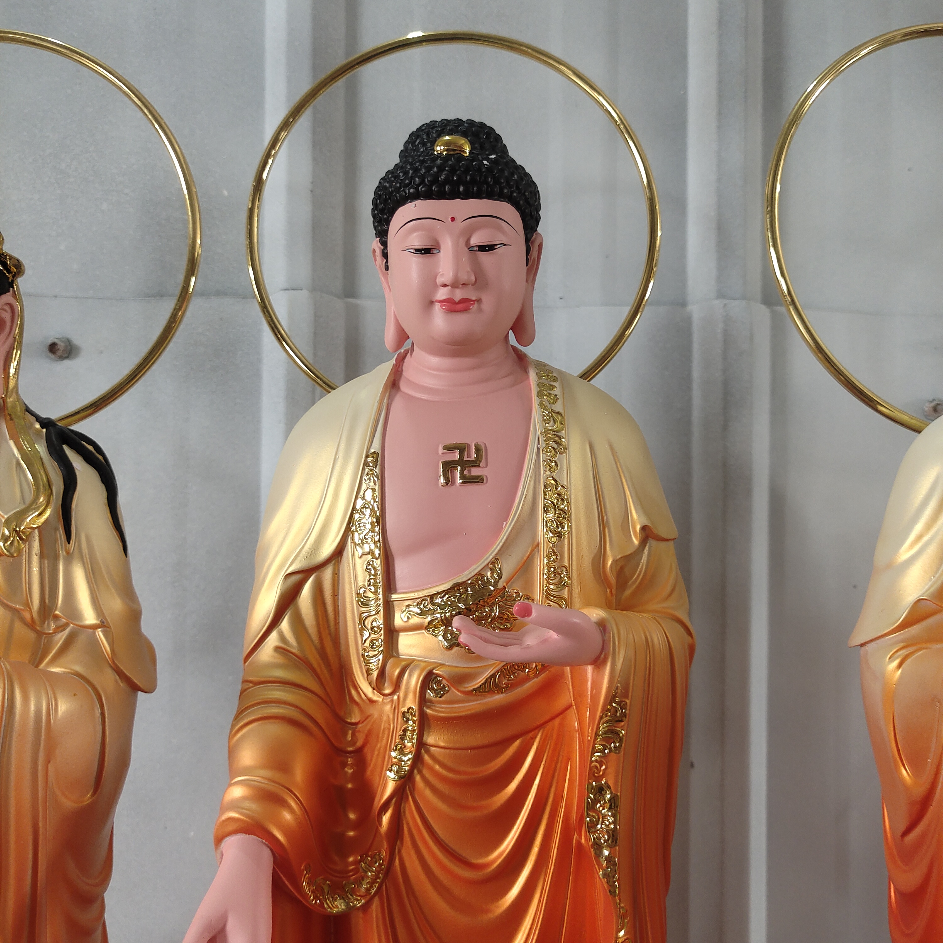 西方三圣佛像观音观世音阿弥陀佛大势至菩萨树脂玻璃钢供奉摆件