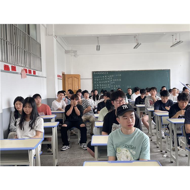 初中想学医学应该上什么高中