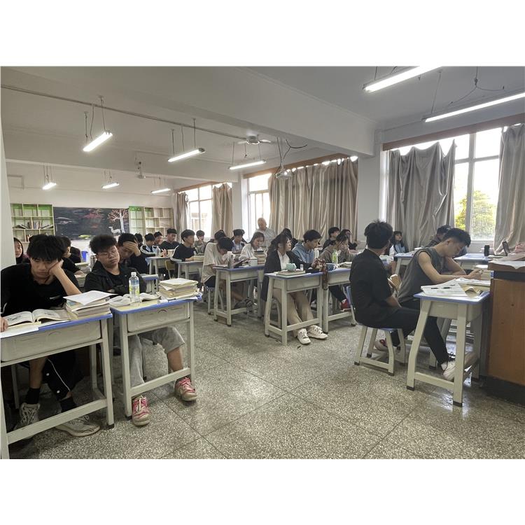 新高考学医要选什么科目