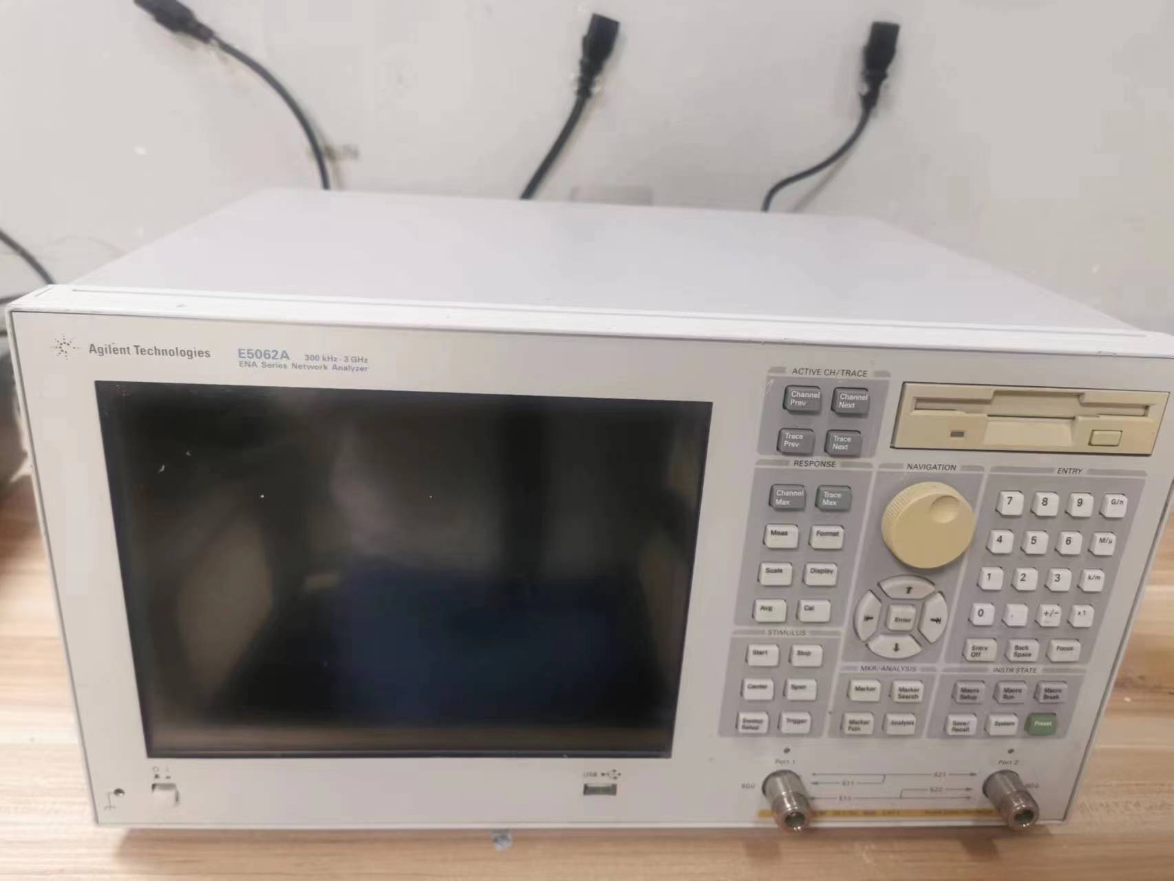 Agilent8722es网络分析仪