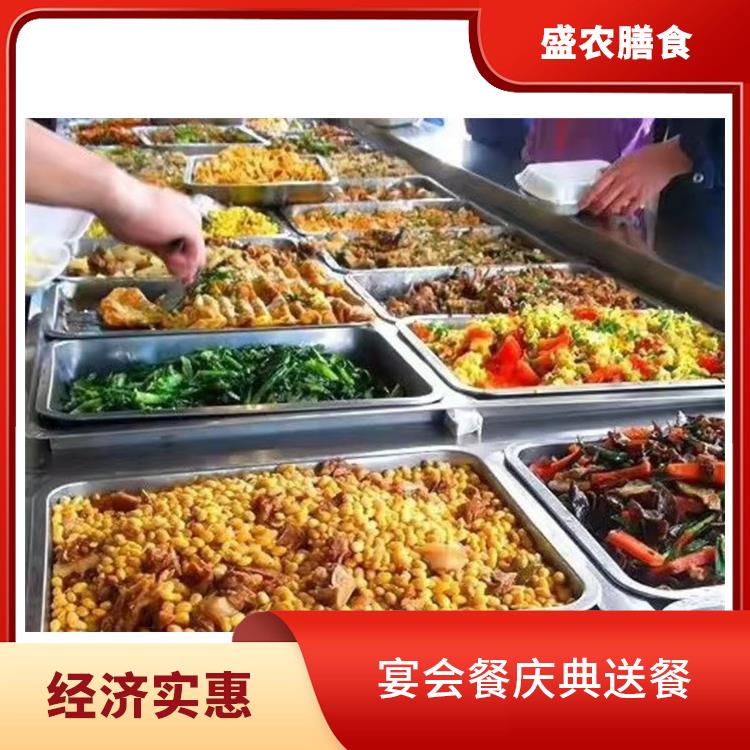 新塘食堂承包工作餐团餐配送服务 中式快餐配送 提供员工高标准低消费餐饮服务公司