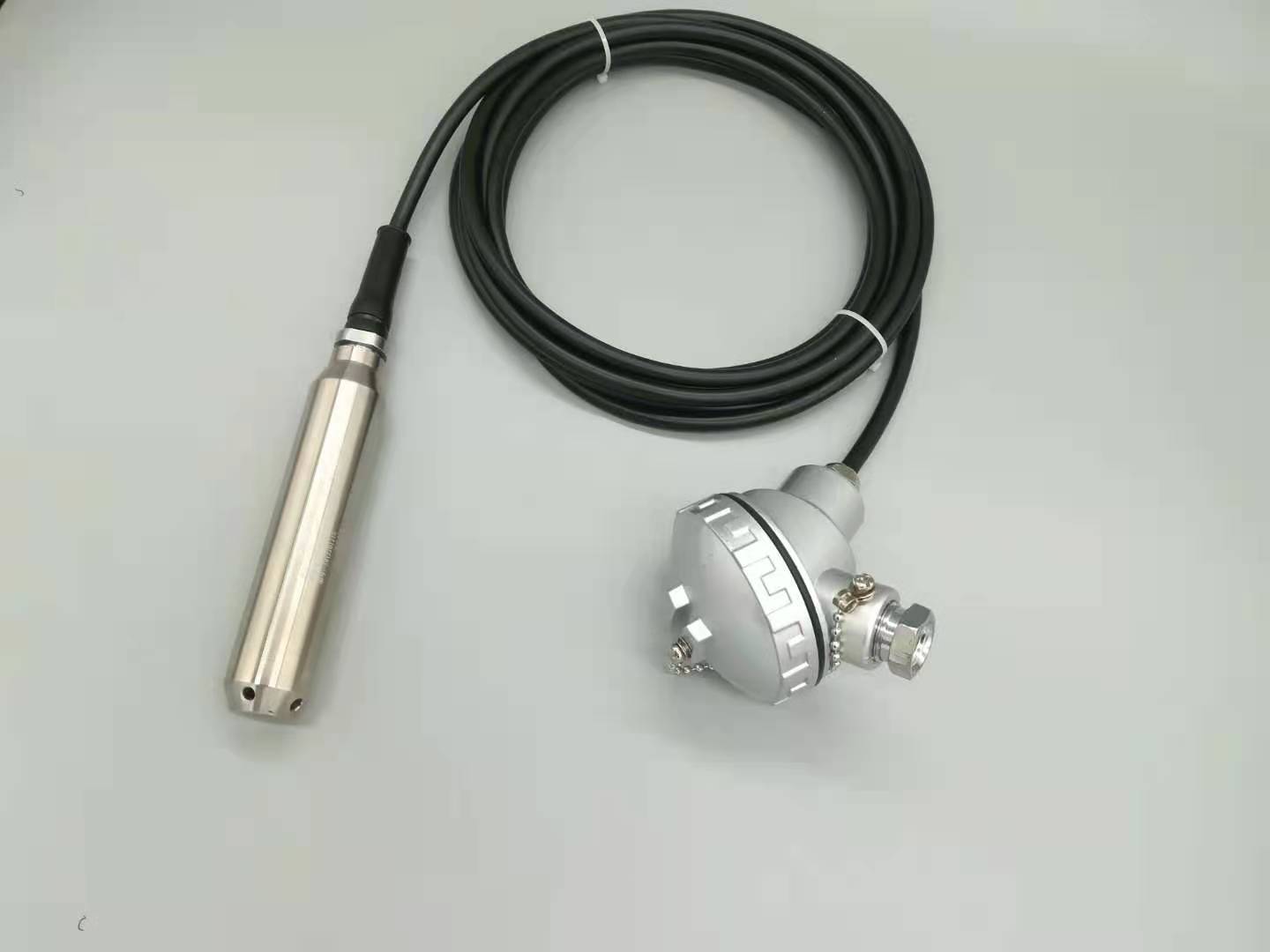 投入式液位压力传感器