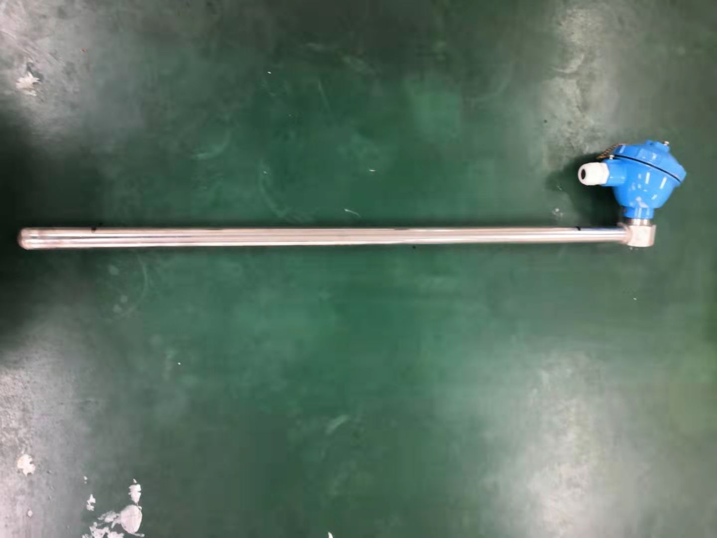 侧装磁翻板液位计