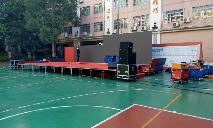 舞台场景搭建电话