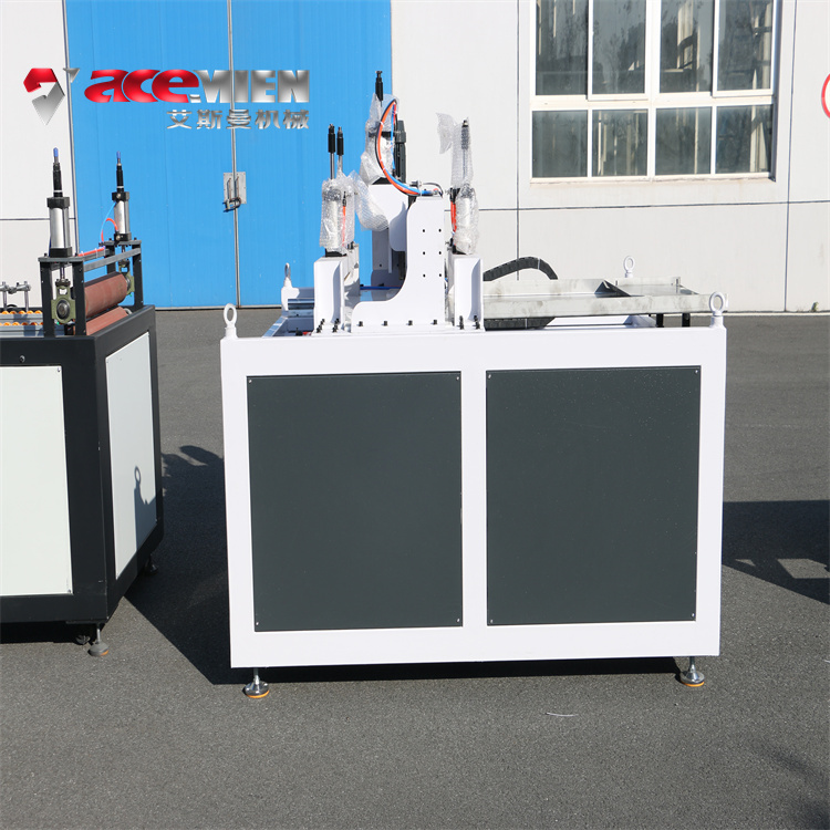 WPC墻板擠出機(jī) 長城板設(shè)備廠家 PLC觸摸屏控制