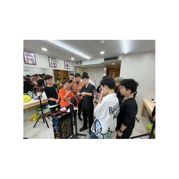 天津美容美发培训机构