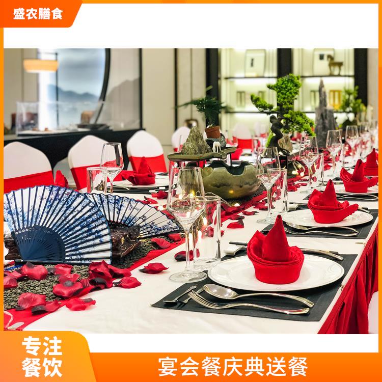 石滩食堂承包工作餐团餐配送服务 中式快餐配送 提供一菜一价多样化的菜色自由消费