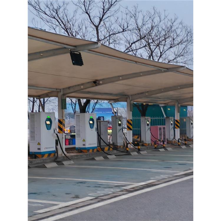 小区新能源充电桩