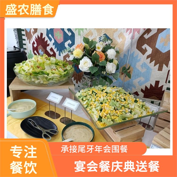 石碣食堂承包工作餐团餐配送服务 承接尾牙年会围餐 提供一菜一价多样化的菜色自由消费