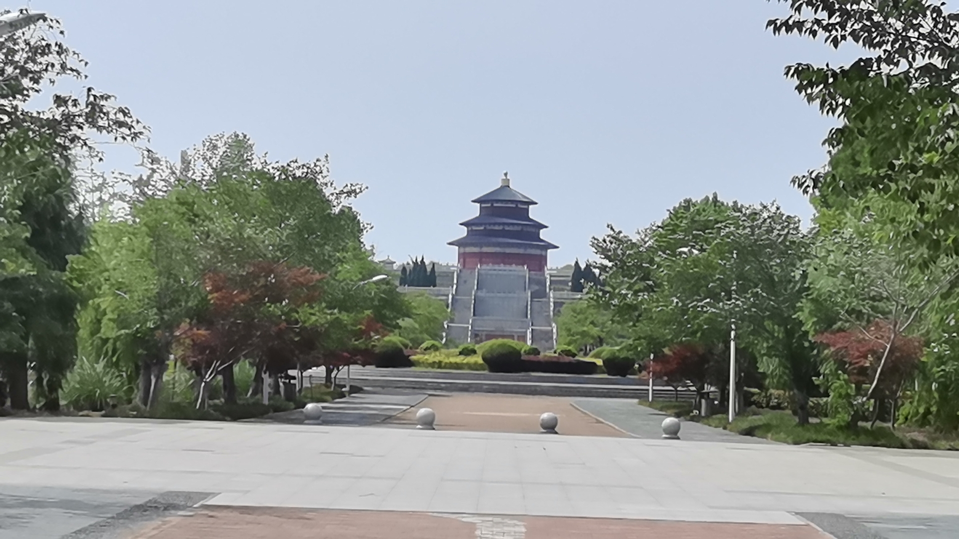 錦輝陵園