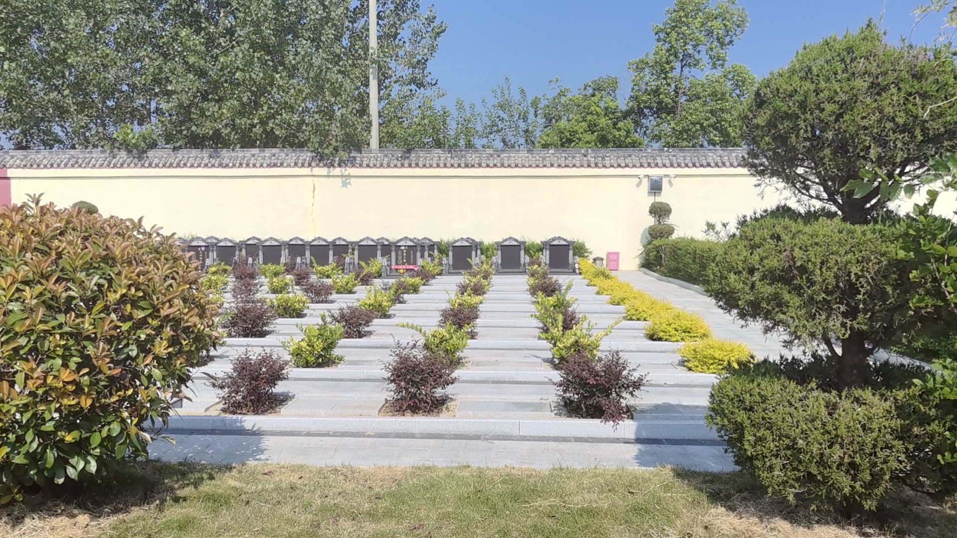 錦輝公墓機(jī)構(gòu)