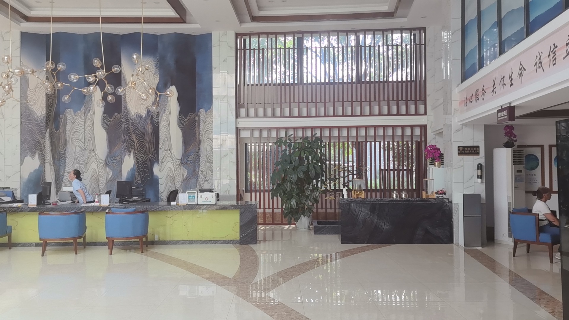 武漢陽邏九龍宮陵園公司