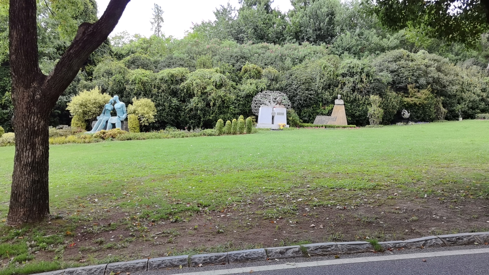 石門峰人文紀念園服務