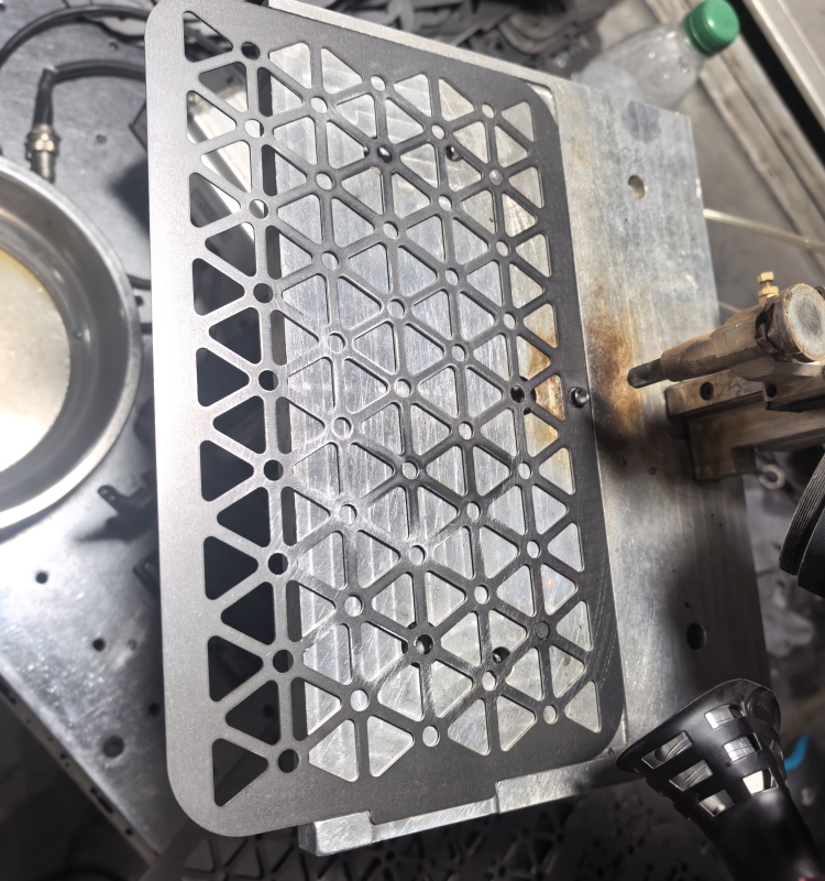 铁螺柱激光焊接加工